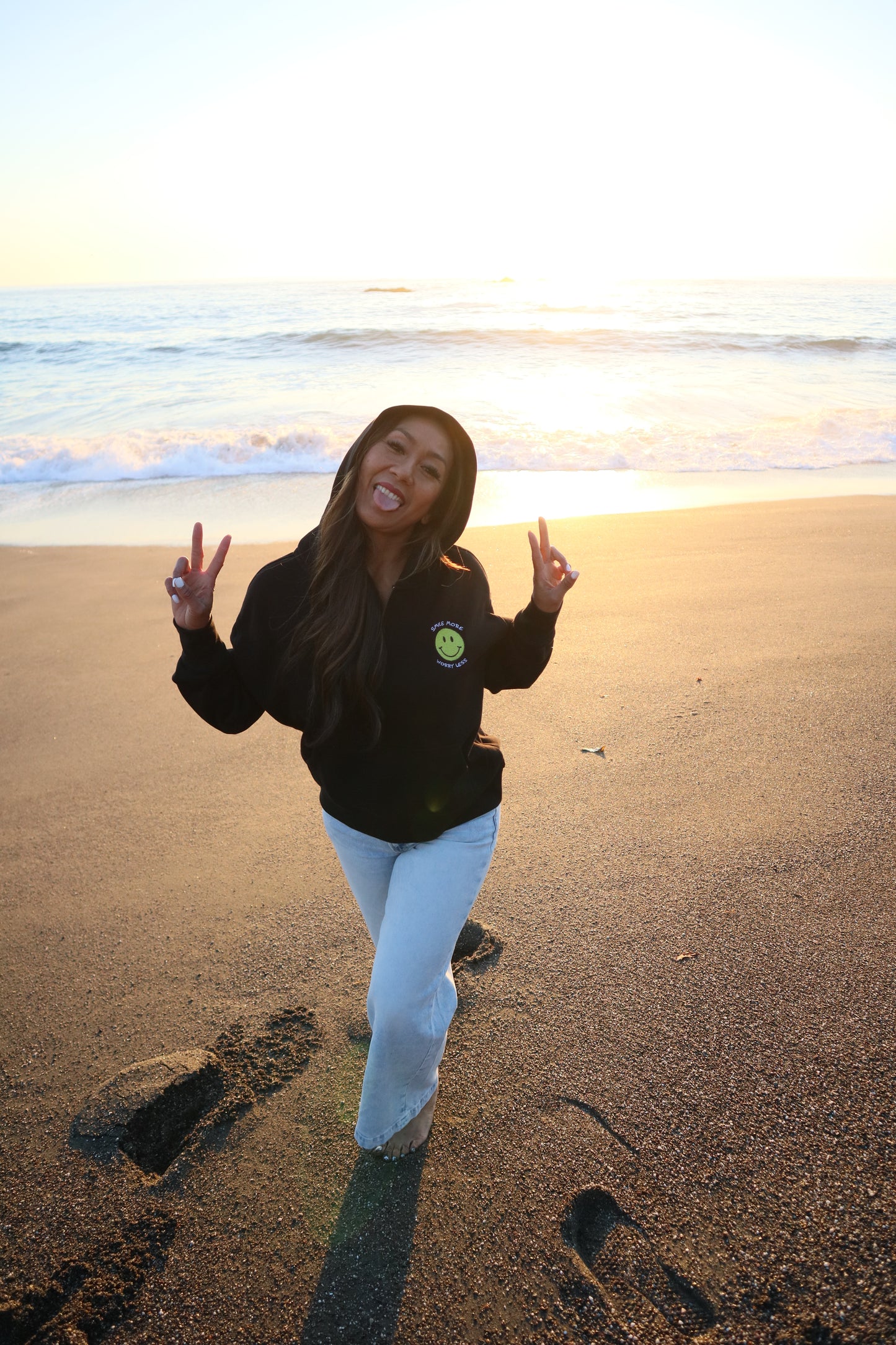 "SMILE MORE,WORRY LESS'' -  RELAX HALF ZIP HOODIE